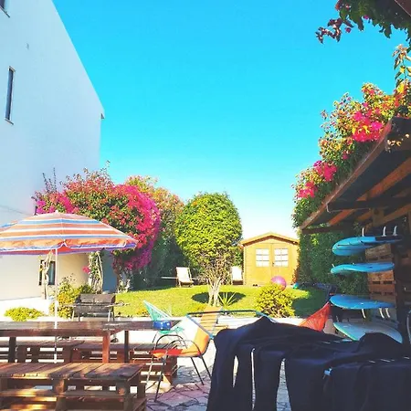 Gasthof Sandycamps Surf House