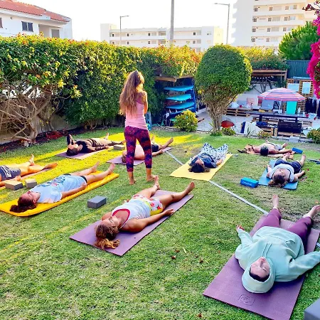 Gasthof Sandycamps Surf House