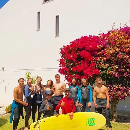 Гостевой дом Sandycamps Surf House *