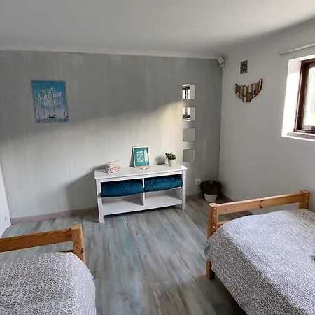 Sandycamps Surf House Балеал