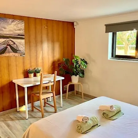 Гостевой дом Sandycamps Surf House *
