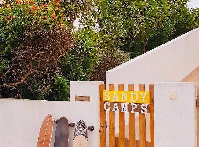 Penzion Sandycamps Surf House Baleal